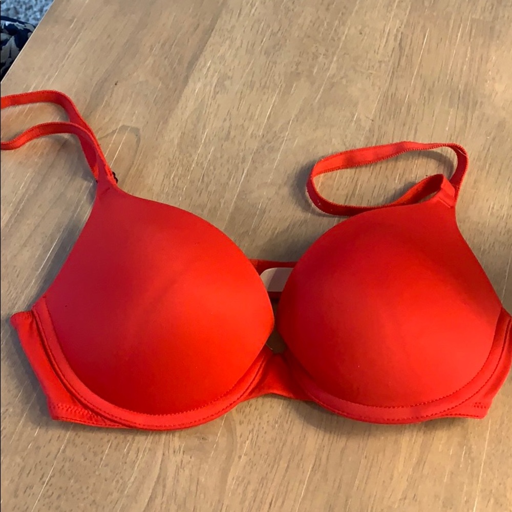 SEXY RED VICTORIAS SECRET (PINK) BRA!!!! - Picture 6 of 8